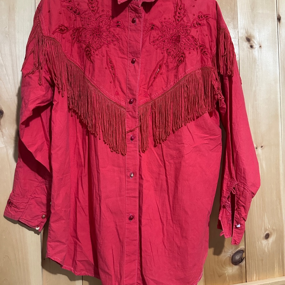 Vintage Western Dream: Red Fringe & Floral Embroidered Shirt